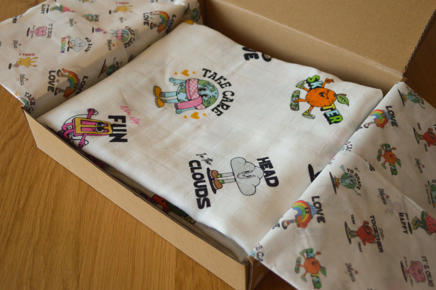 Muslin Swaddle - Retro Party (1 pack)